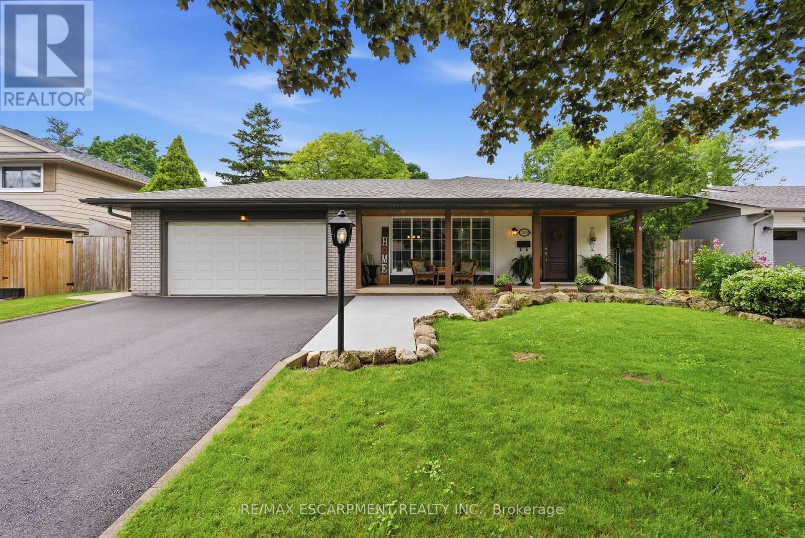 5203 Cedarbrook Crescent, Burlington, Ontario  L7L 3P9 - Photo 2 - W13459212