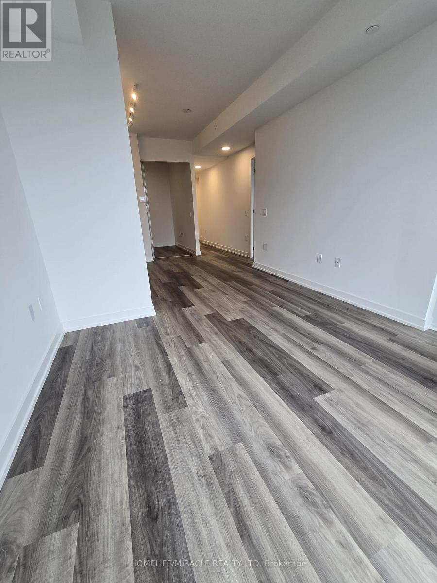 314 - 6 Chartwell Road, Toronto, Ontario M8Z 4E8 - Photo 2 - W13459224