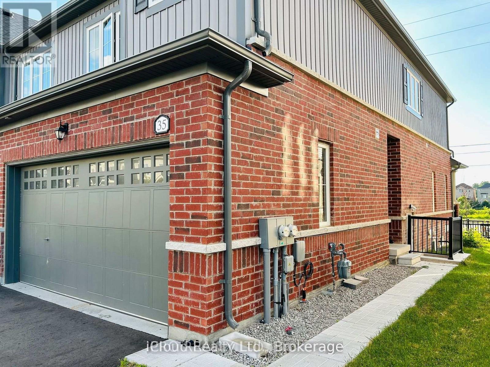 Upper Level - 35 Brixham Lane, Brampton, Ontario  L7A 5K2 - Photo 3 - W13459286