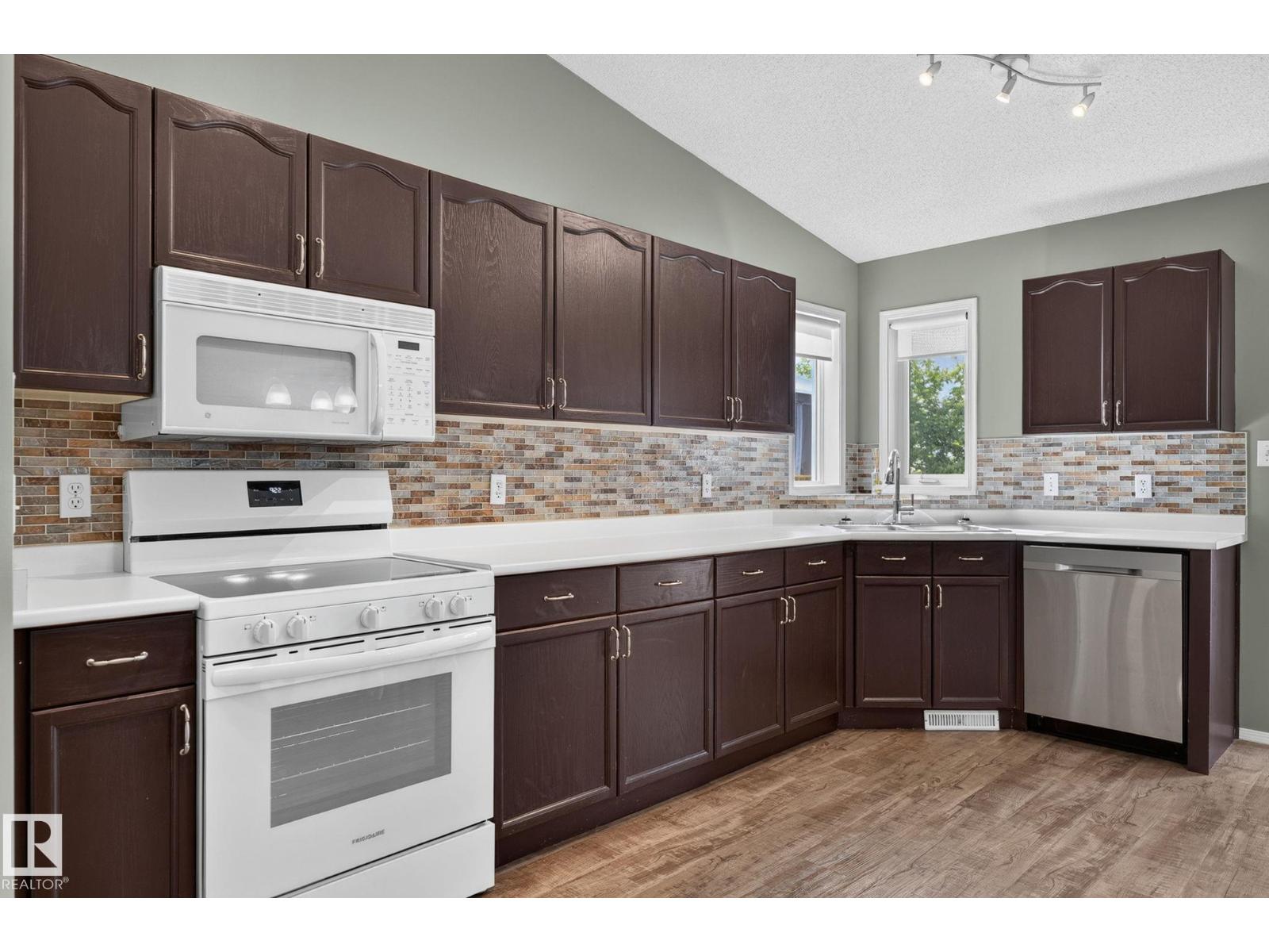 6225 159a Av Nw, Edmonton, Alberta  T5Y 2R9 - Photo 14 - E4494219