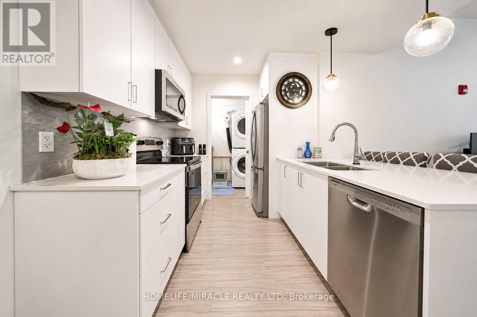 322 - 121 Mary Street, Clearview, Ontario  L0M 1G0 - Photo 7 - S13459324