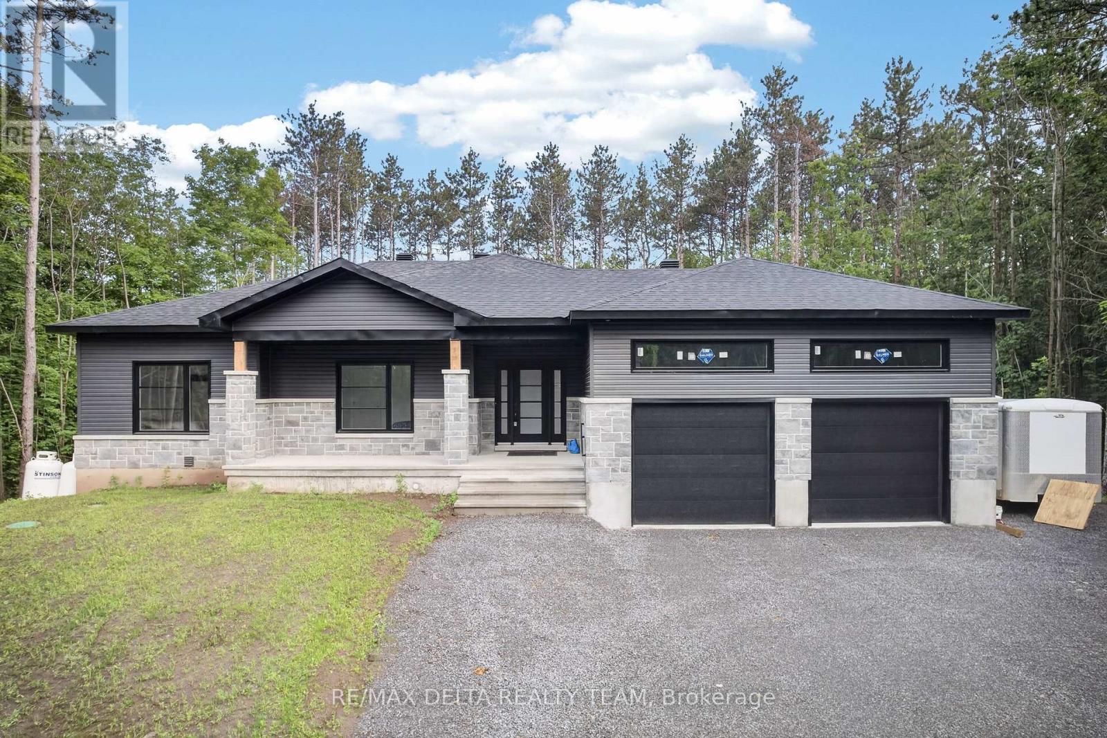 7861 SPRINGHILL ROAD, Ottawa, Ontario