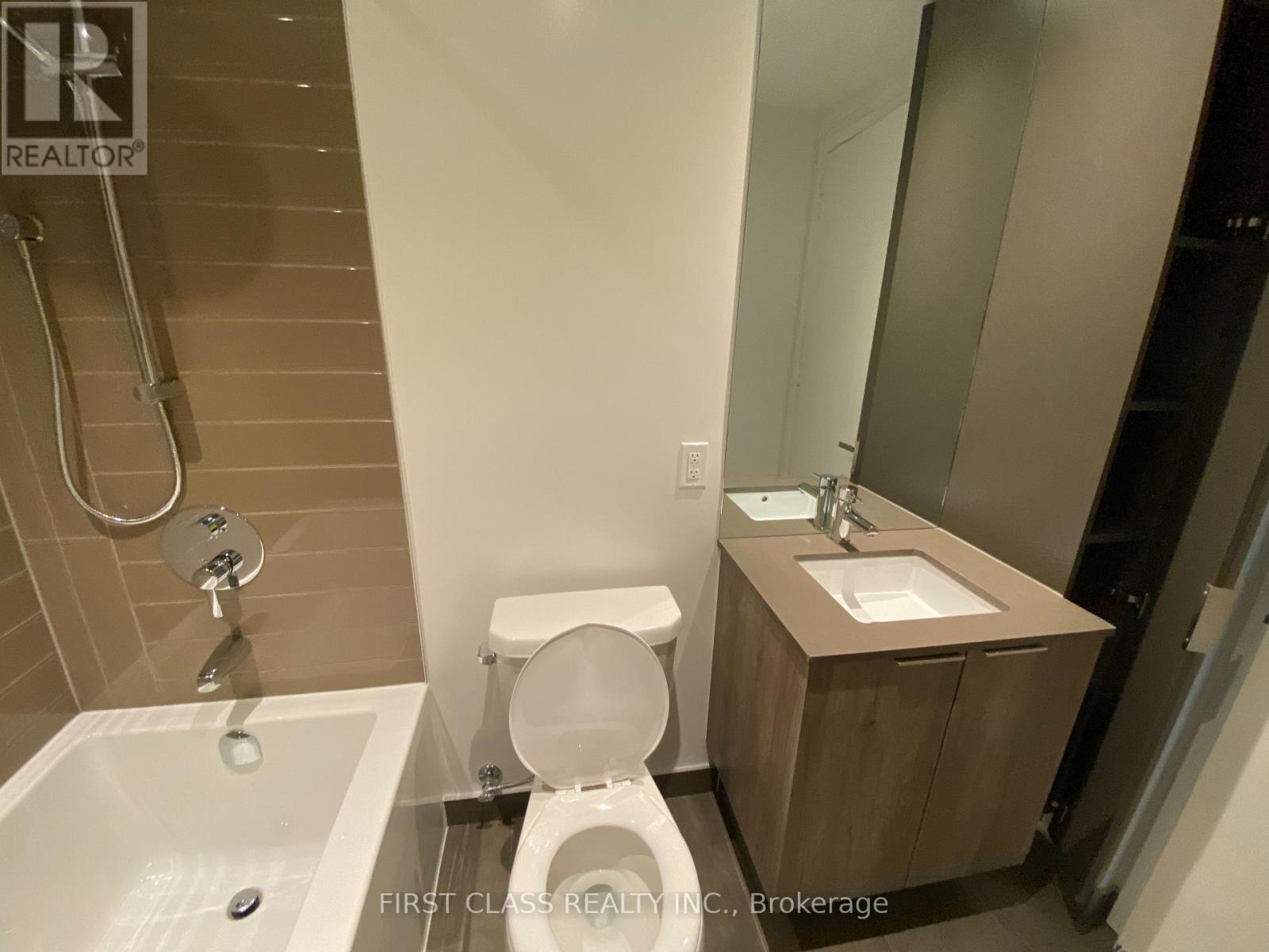 4709 - 448 Burnhamthorpe Road W, Mississauga, Ontario  L4W 2A6 - Photo 8 - W13459326