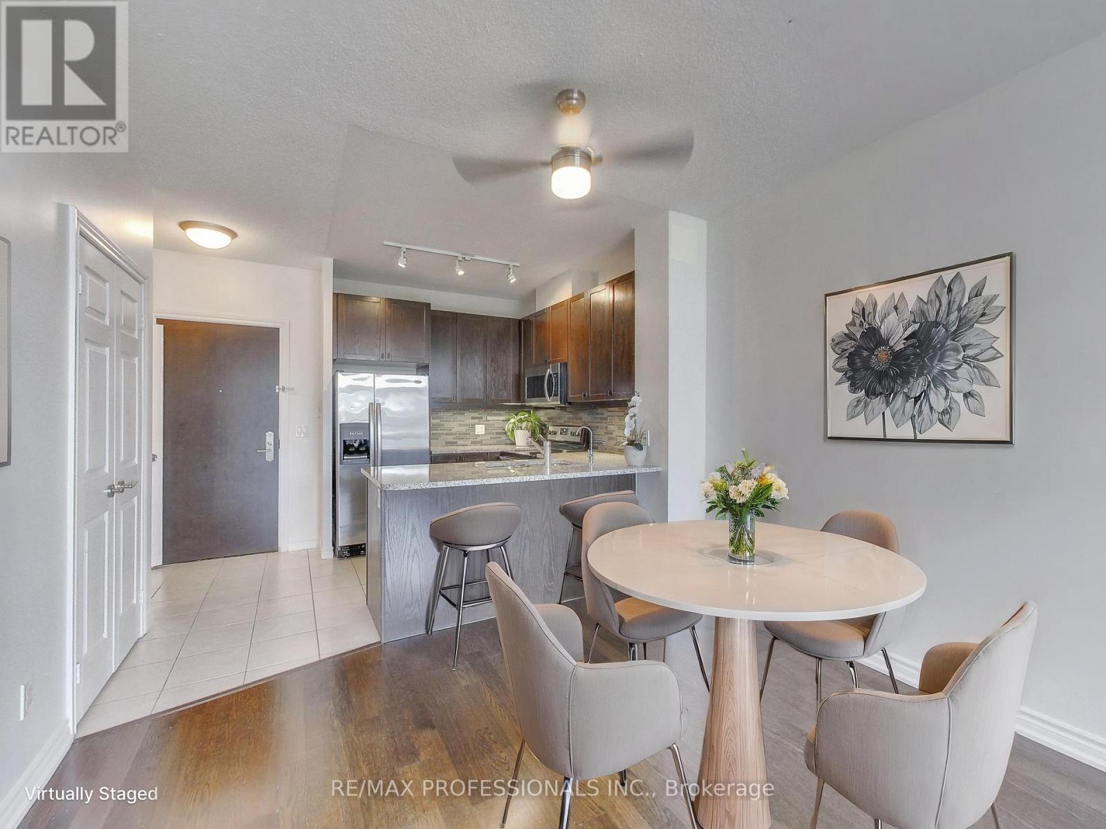 711 - 1135 Royal York Road, Toronto, Ontario  M9A 0C3 - Photo 15 - W13453394