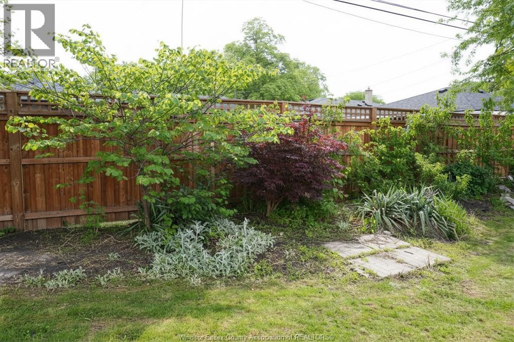 2688 Jamaica Crescent, Windsor, Ontario N9E 2Z2 - Photo 14 - 26014409