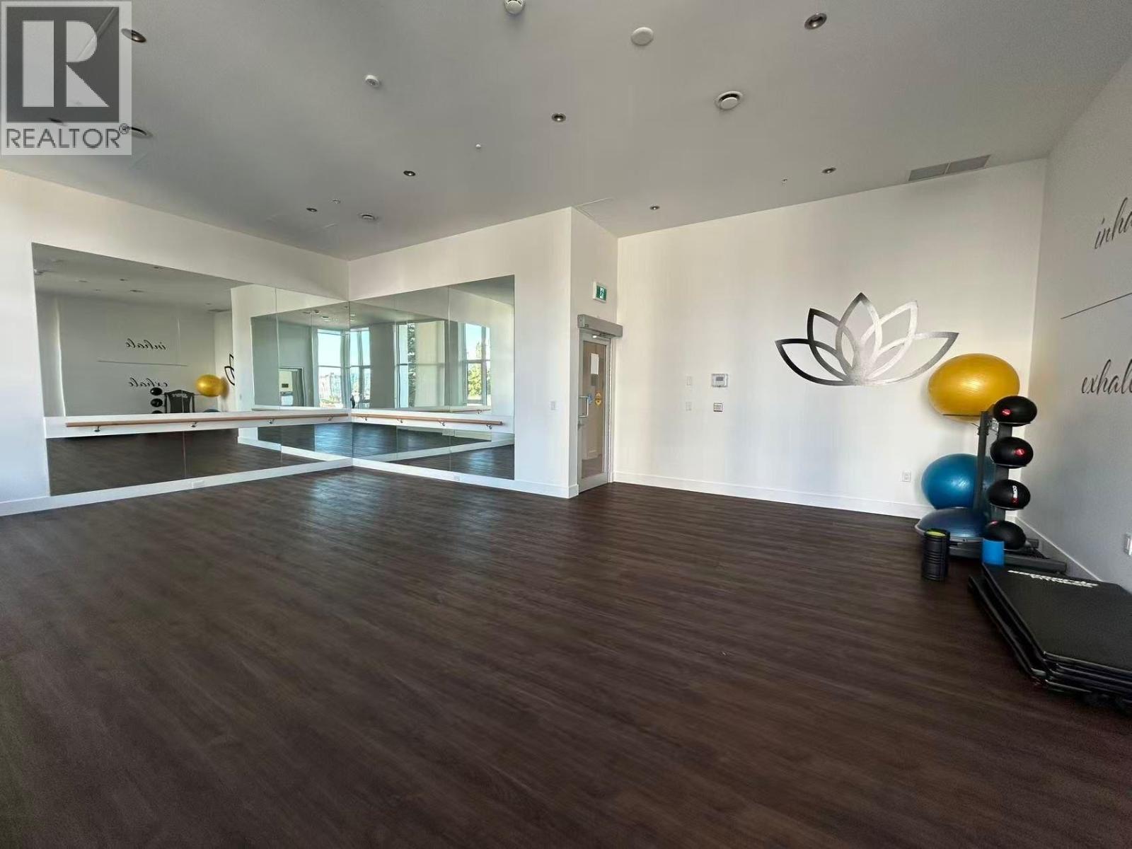 704 555 Sydney Avenue, Coquitlam, British Columbia  V3K 0G5 - Photo 15 - R3137250