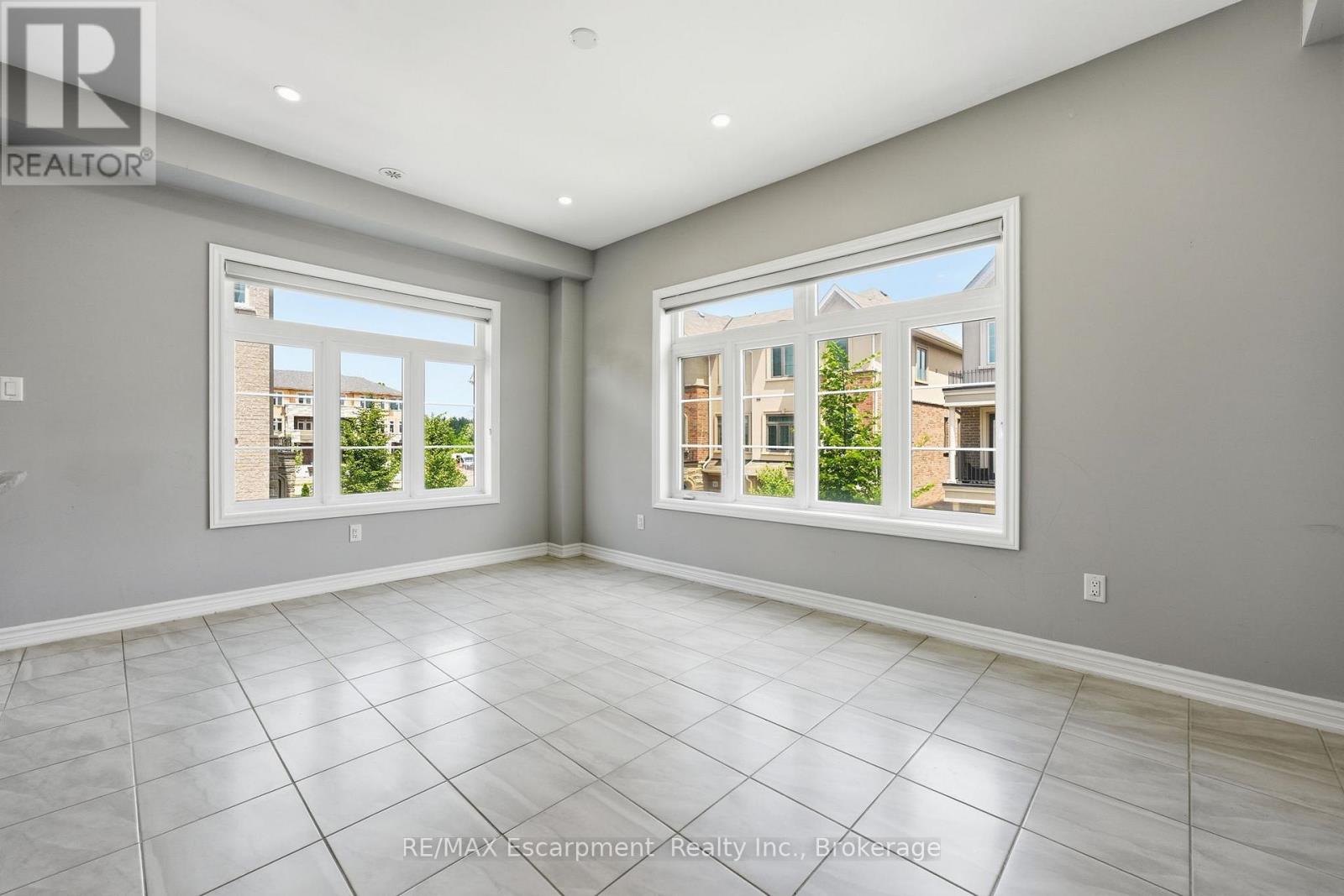 141 Borers Creek Circle, Hamilton, Ontario  L8B 1W3 - Photo 13 - X13459338