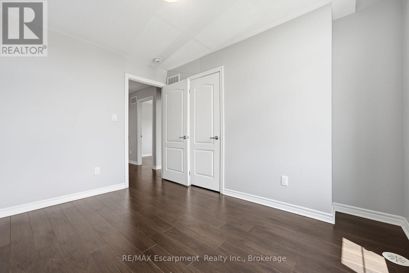 141 Borers Creek Circle, Hamilton, Ontario  L8B 1W3 - Photo 29 - X13459338