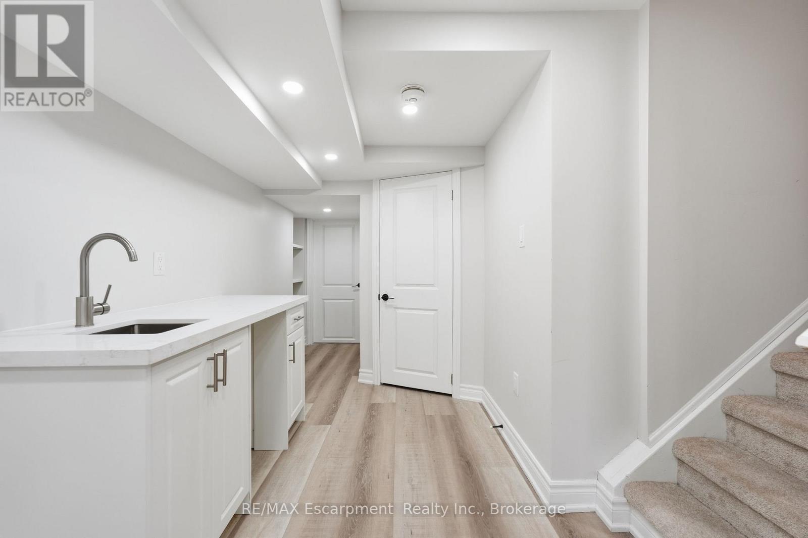 141 Borers Creek Circle, Hamilton, Ontario  L8B 1W3 - Photo 44 - X13459338