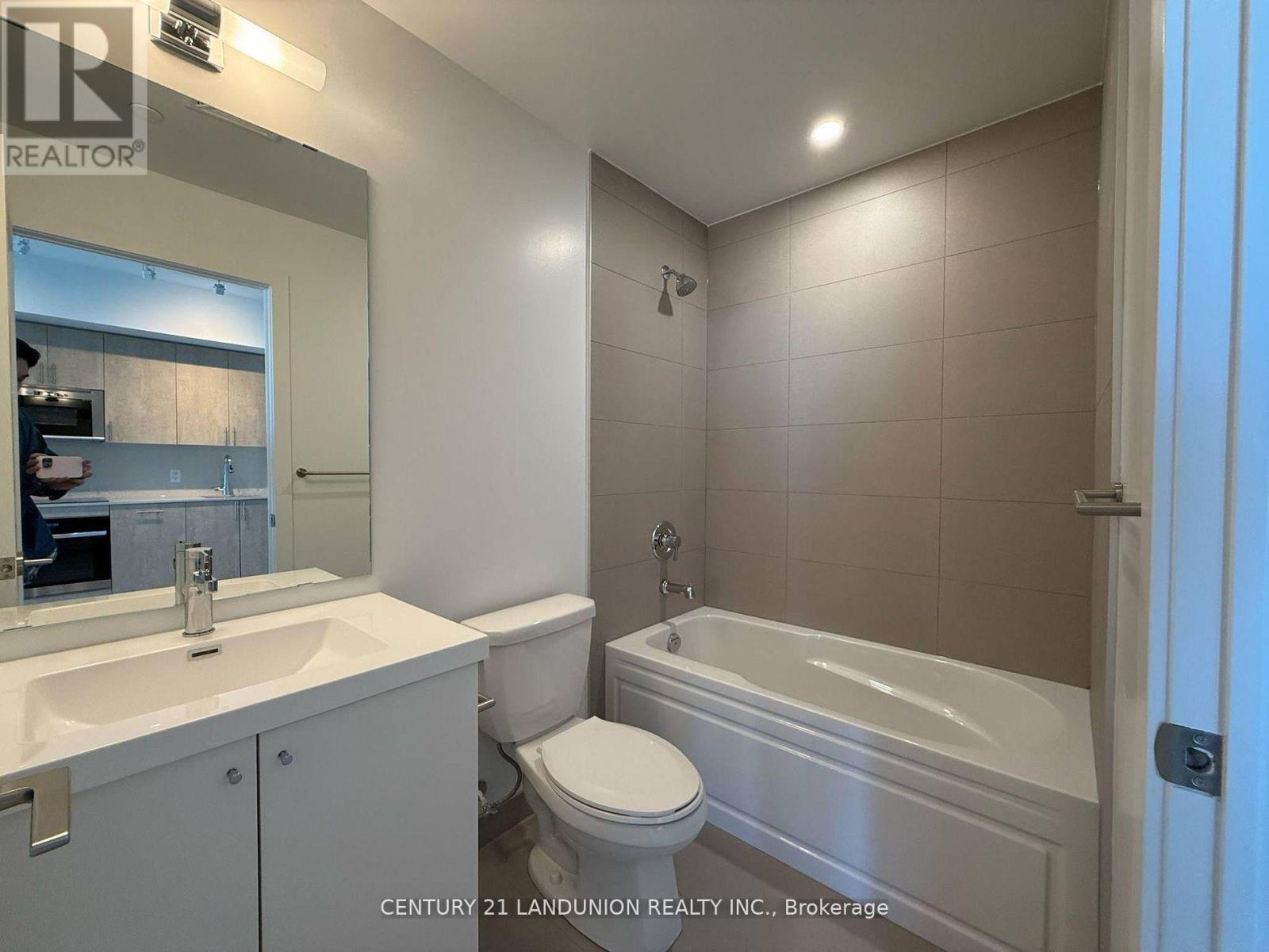 Ph19 - 2545 Simcoe Street N, Oshawa, Ontario  L1L 0W3 - Photo 14 - E13459382