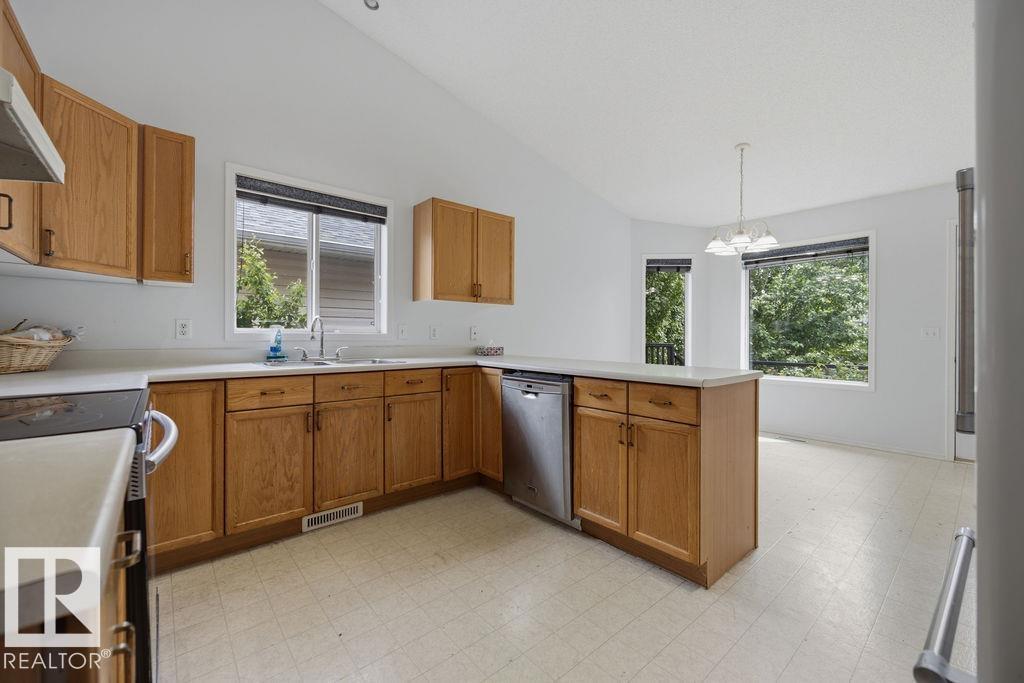 166 Foxboro Pl, Sherwood Park, Alberta  T8A 5Y6 - Photo 8 - E4494223