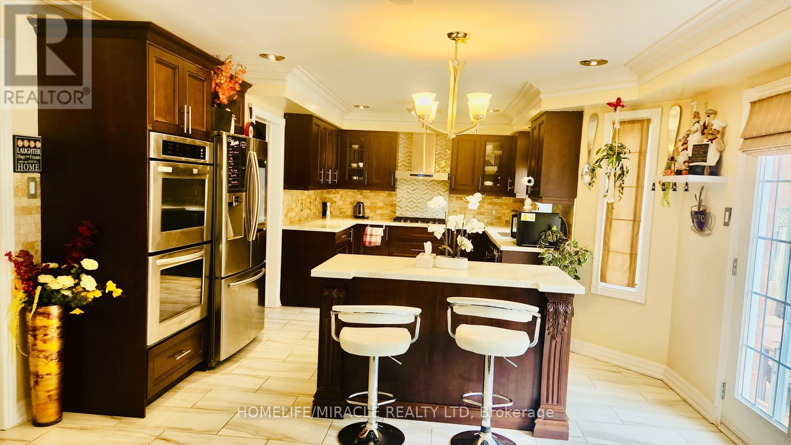 3076 Bayberry Drive, Mississauga, Ontario  L5N 6P1 - Photo 8 - W13459354