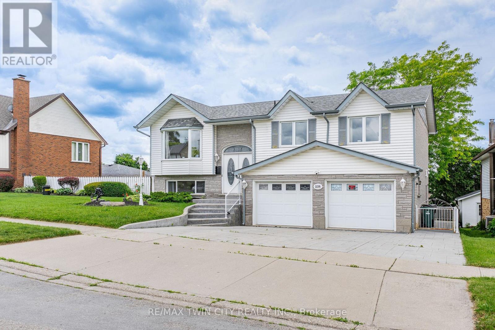 238 HILLMER ROAD, Cambridge, Ontario