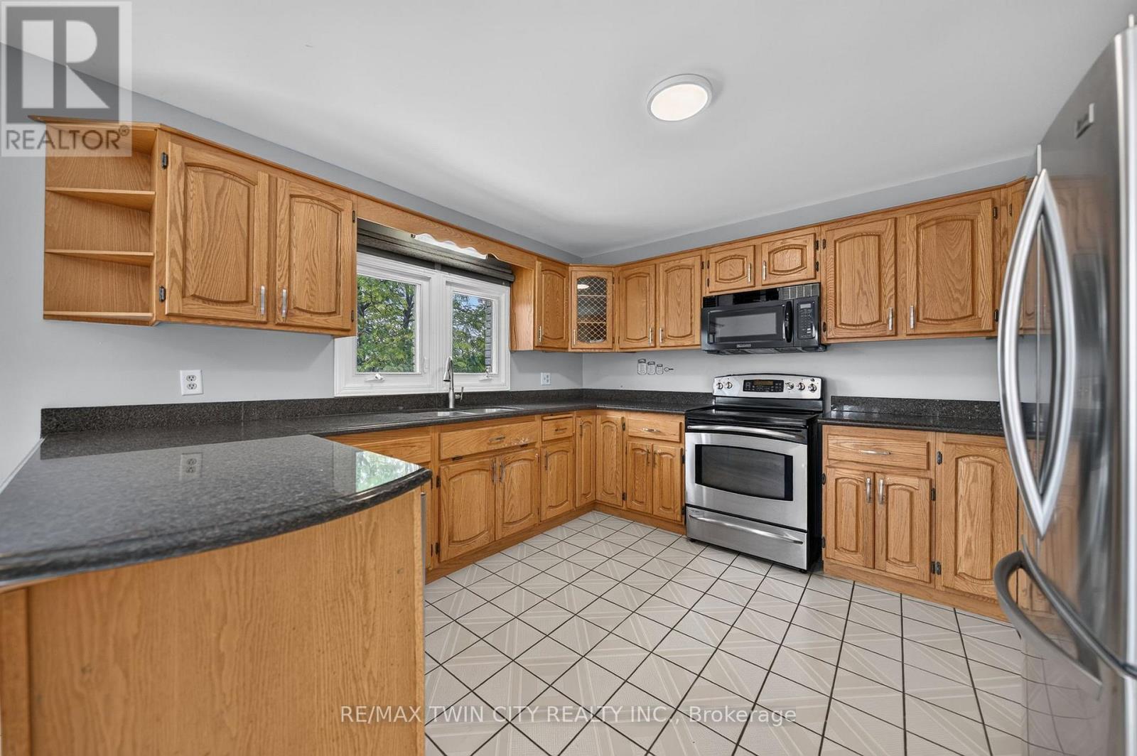 238 Hillmer Road, Cambridge, Ontario  N1R 6N8 - Photo 11 - X13459388