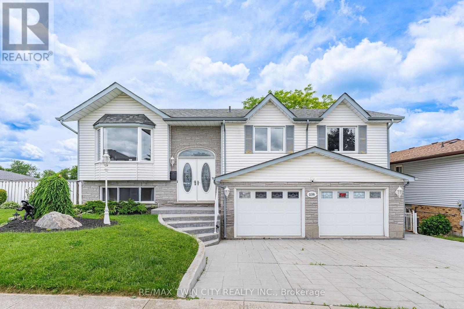 238 Hillmer Road, Cambridge, Ontario  N1R 6N8 - Photo 2 - X13459388