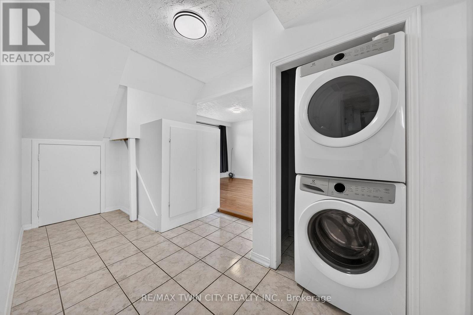 238 Hillmer Road, Cambridge, Ontario  N1R 6N8 - Photo 23 - X13459388