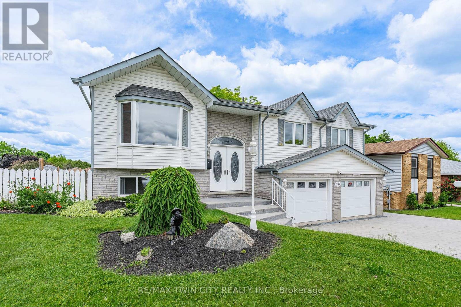 238 Hillmer Road, Cambridge, Ontario  N1R 6N8 - Photo 3 - X13459388