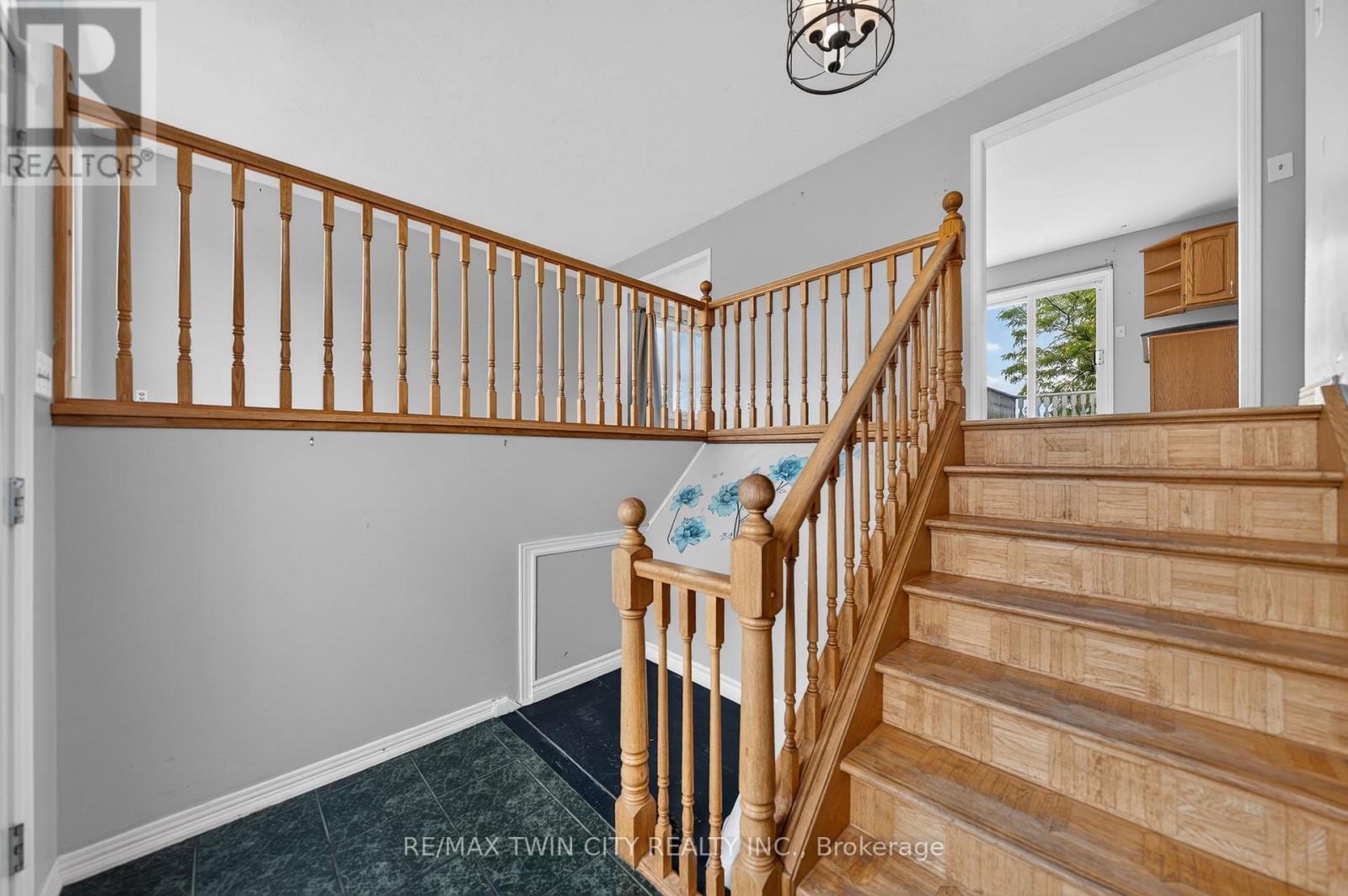 238 Hillmer Road, Cambridge, Ontario  N1R 6N8 - Photo 5 - X13459388