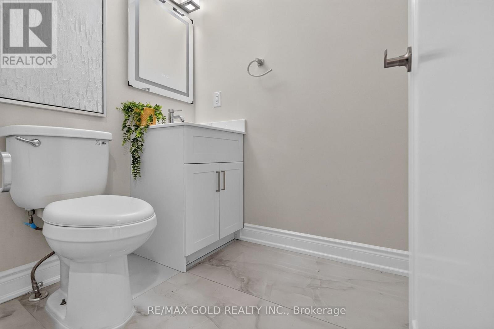 37 Lord Simcoe Drive, Brampton, Ontario  L6S 5H4 - Photo 10 - W13456918