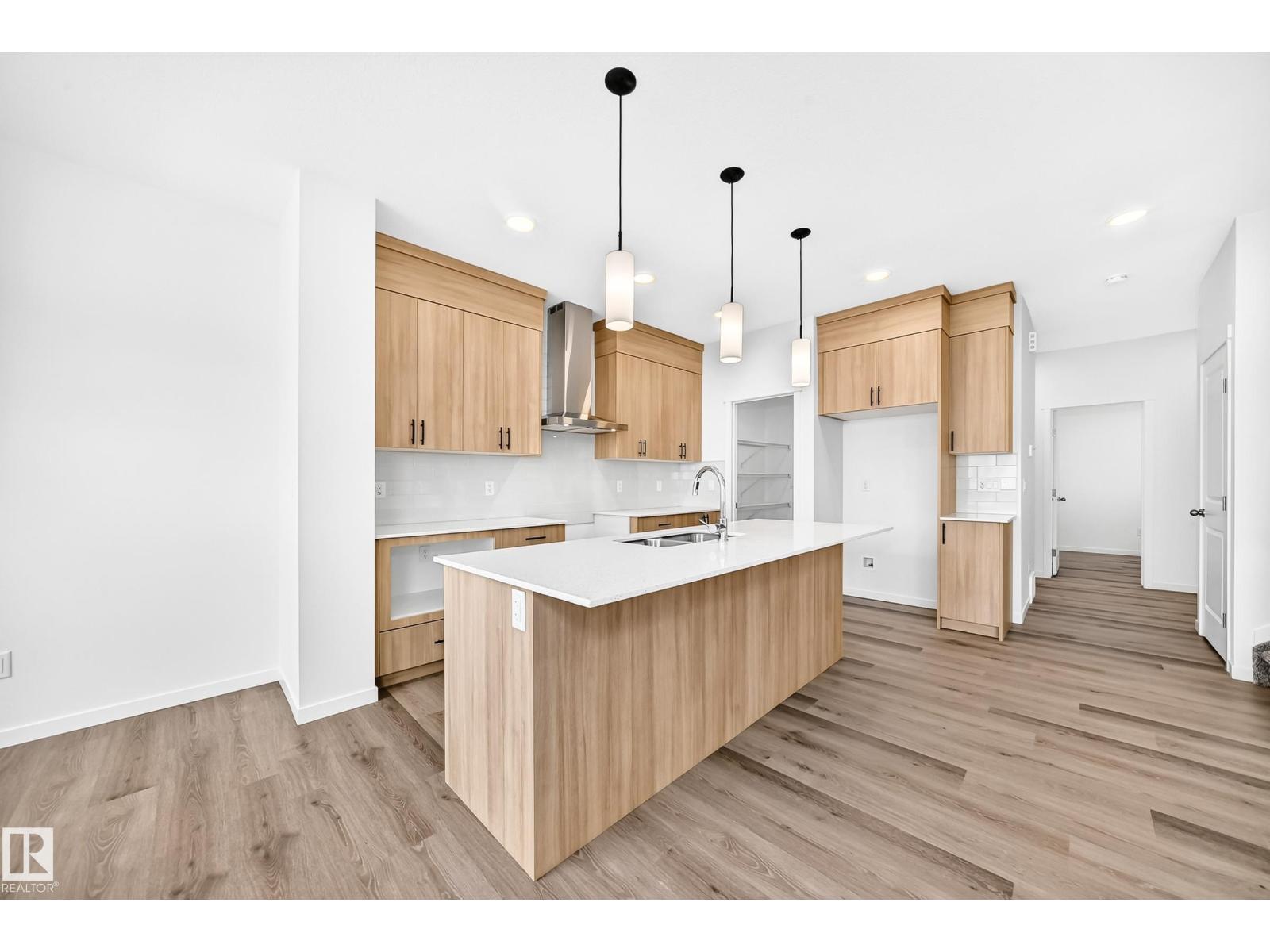 17923 63 ST NW, Edmonton, Alberta