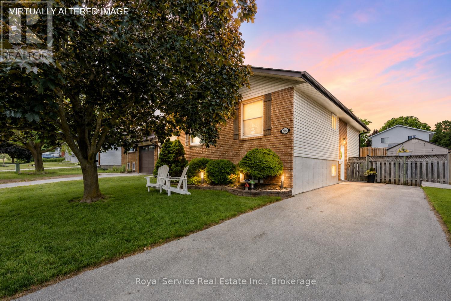 900 Stewart Drive, Peterborough, Ontario  K9J 7R4 - Photo 2 - X13459412