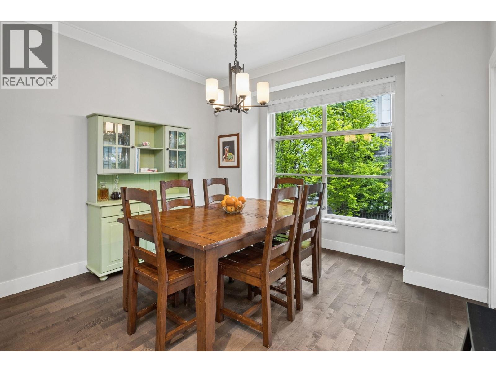 2 3025 Baird Road, North Vancouver, British Columbia  V7K 2G5 - Photo 10 - R3137322
