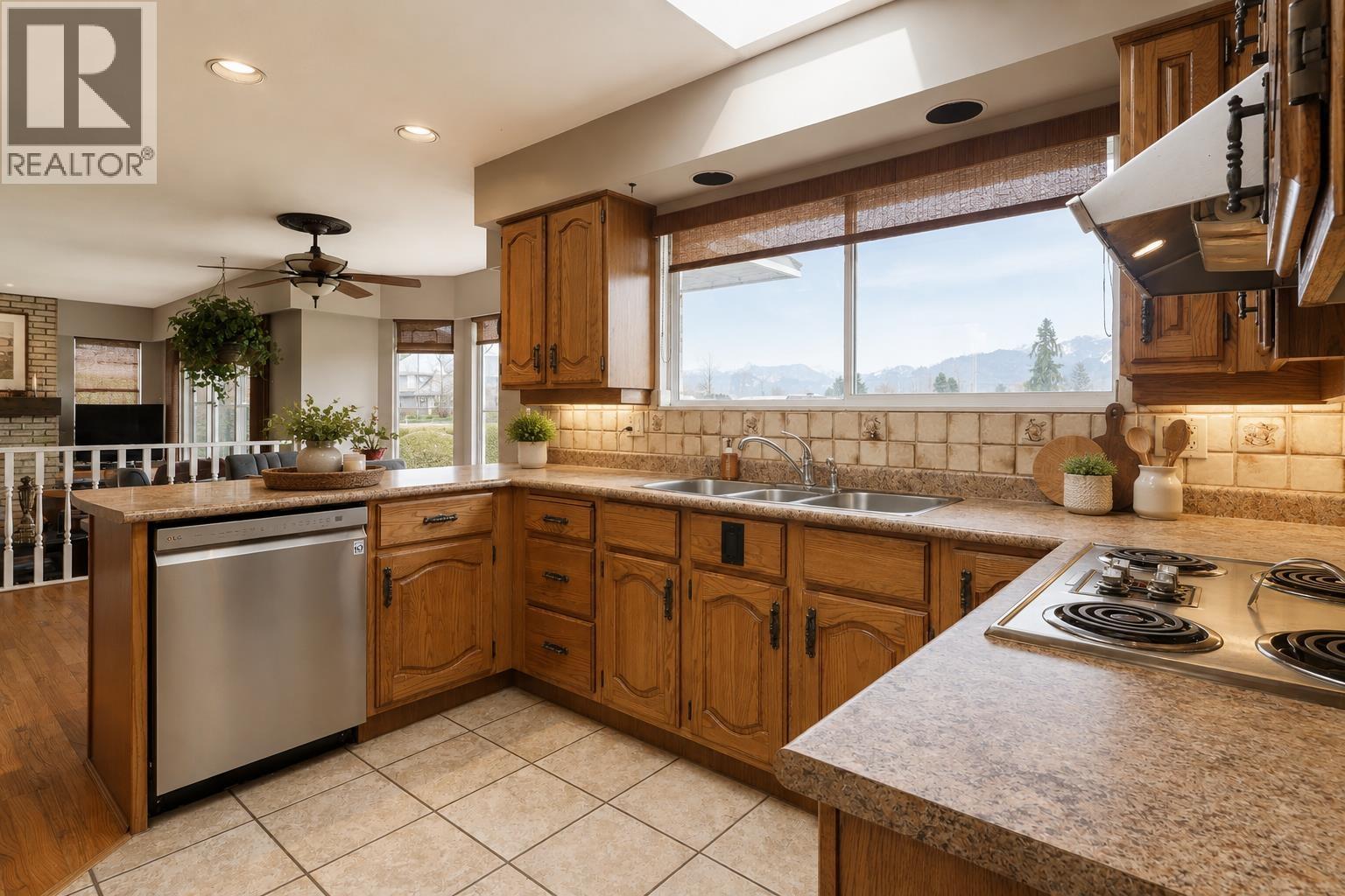15145 Harris Road, Pitt Meadows, British Columbia  V3Y 1Z1 - Photo 16 - R3137333