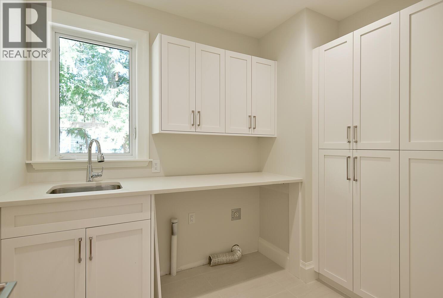 12561 Greaves Road, Madeira Park, British Columbia  V0N 2H1 - Photo 31 - R3137338