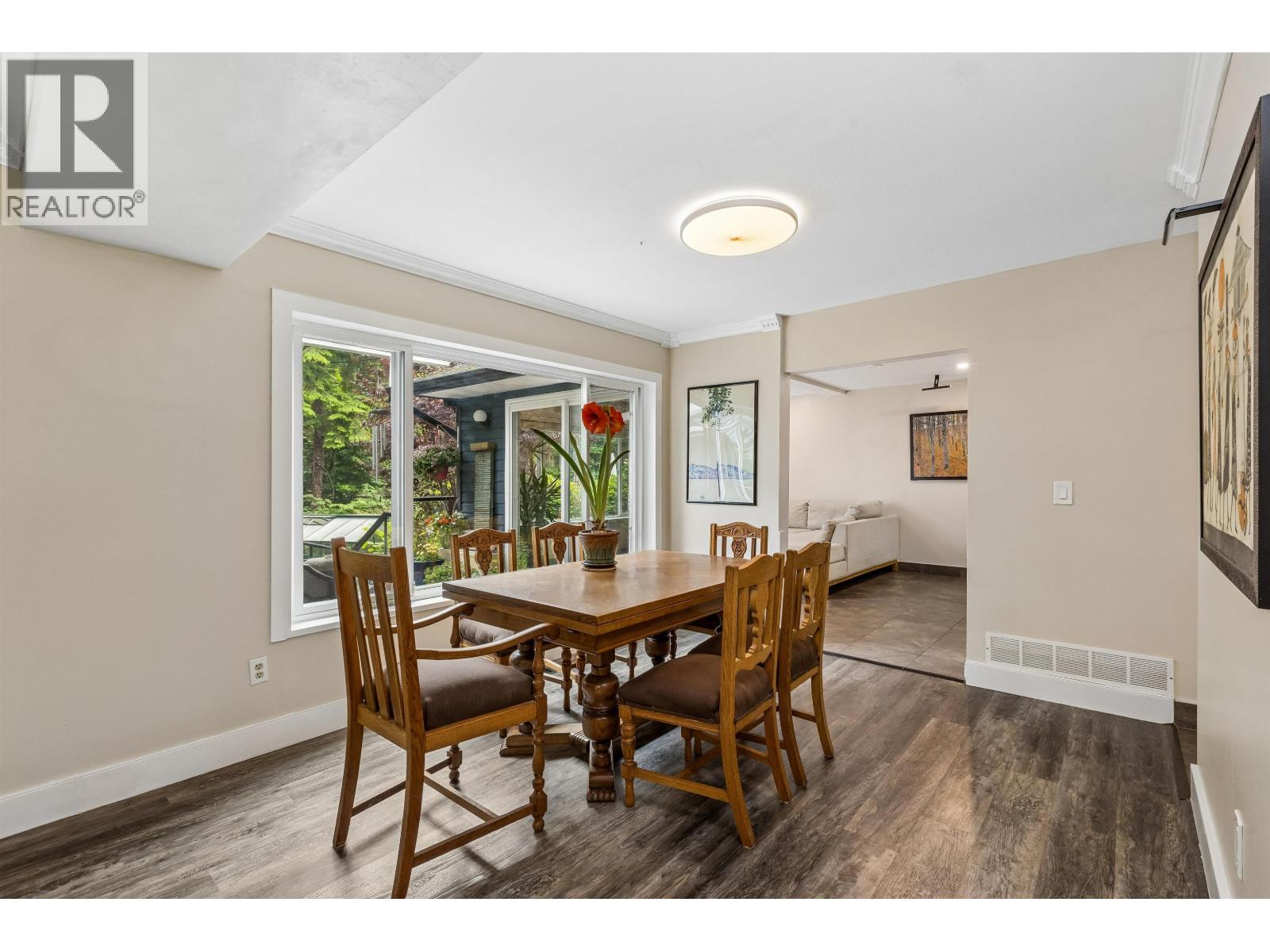 1501 Ostler Court, North Vancouver, British Columbia  V7G 2P1 - Photo 9 - R3137348