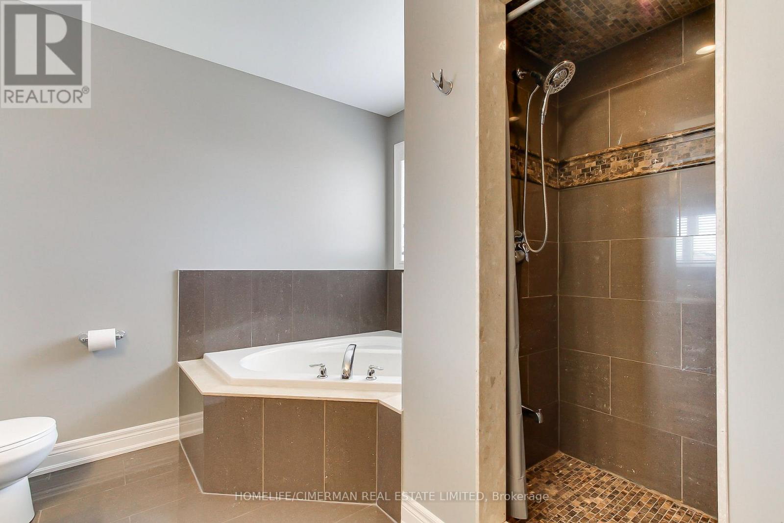 88 Chelsea Crescent, Bradford West Gwillimbury, Ontario  L3Z 0J7 - Photo 24 - N13459408
