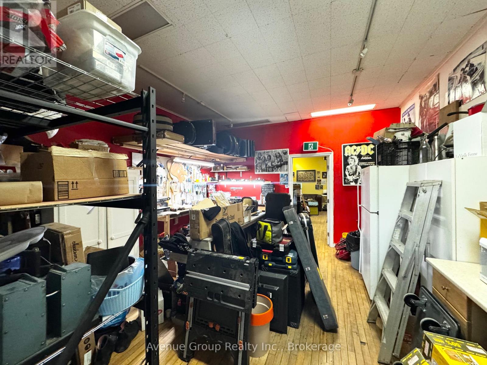 1612 Queen Street W, Toronto, Ontario M6R 1A8 - Photo 7 - W13459418