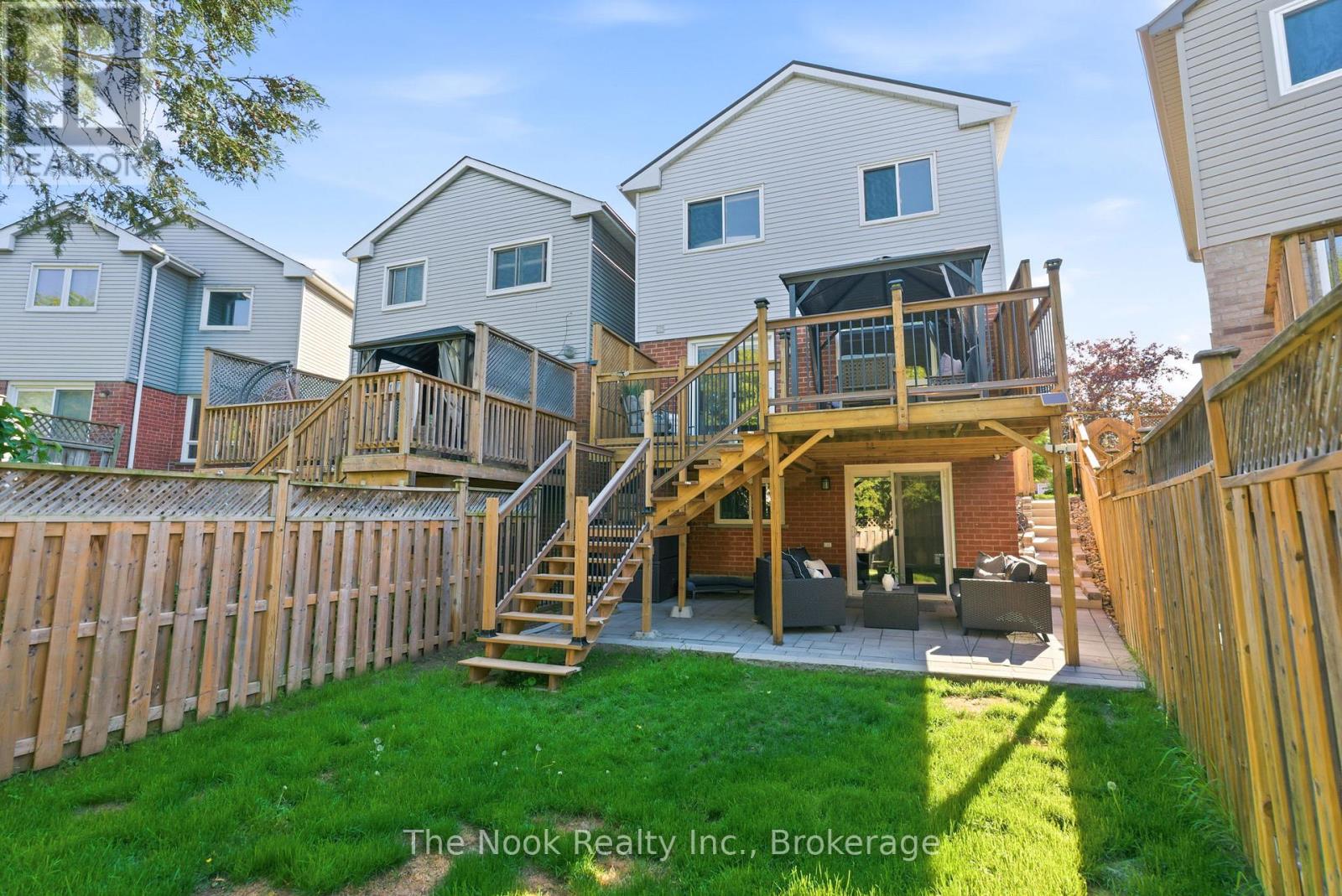 5 Teddington Crescent, Whitby, Ontario  L1R 1S4 - Photo 33 - E13459472