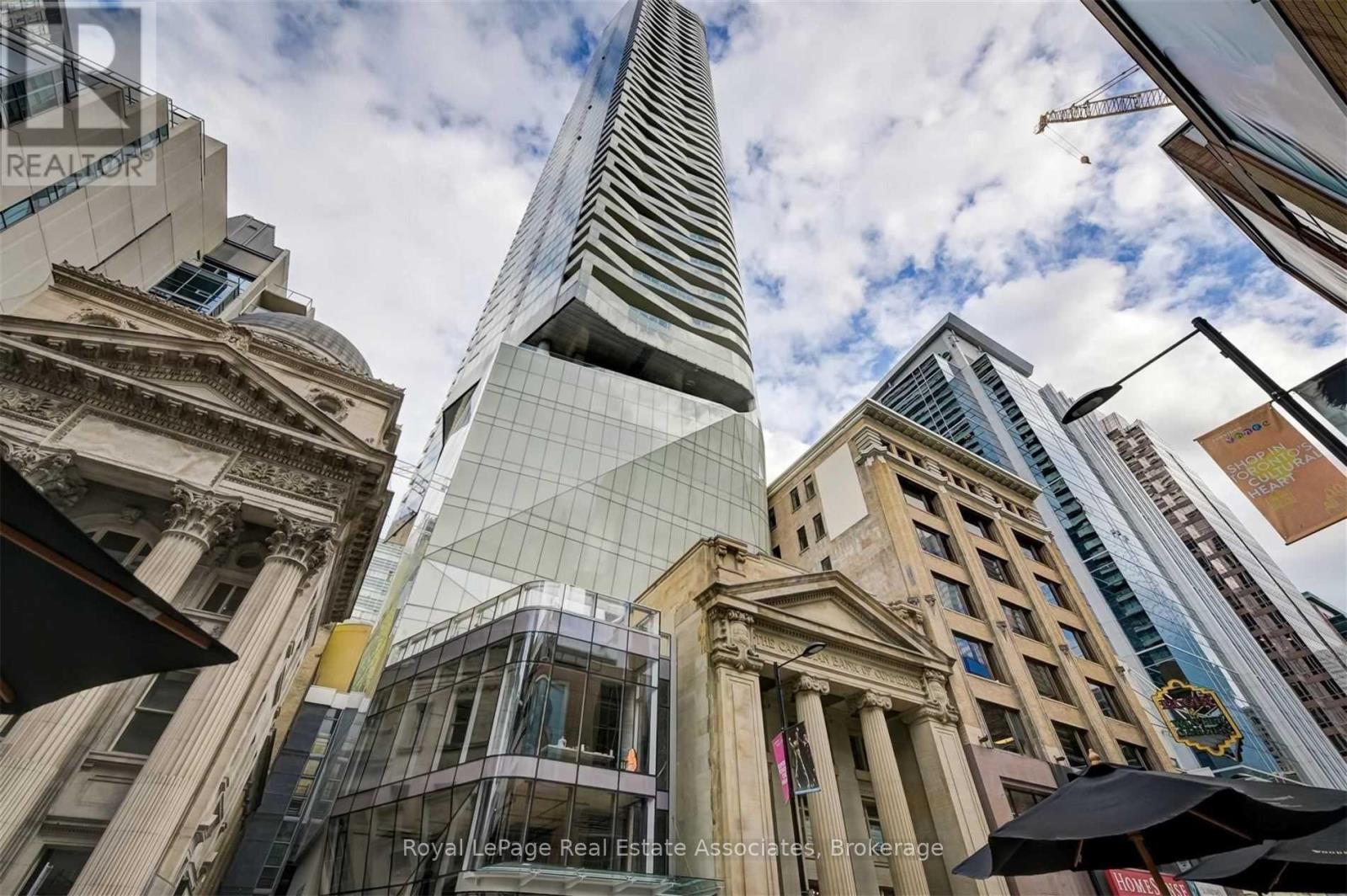 1207 - 197 YONGE STREET, Toronto, Ontario