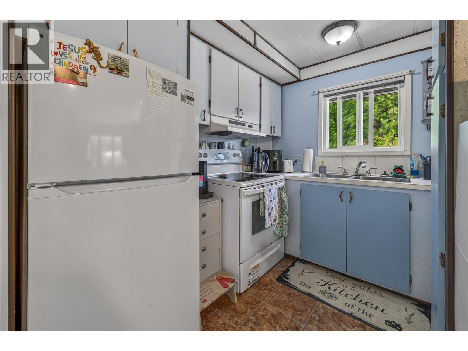 197 Dauphin Avenue Unit# 32, Penticton, British Columbia  V2A 3S3 - Photo 4 - 10391924