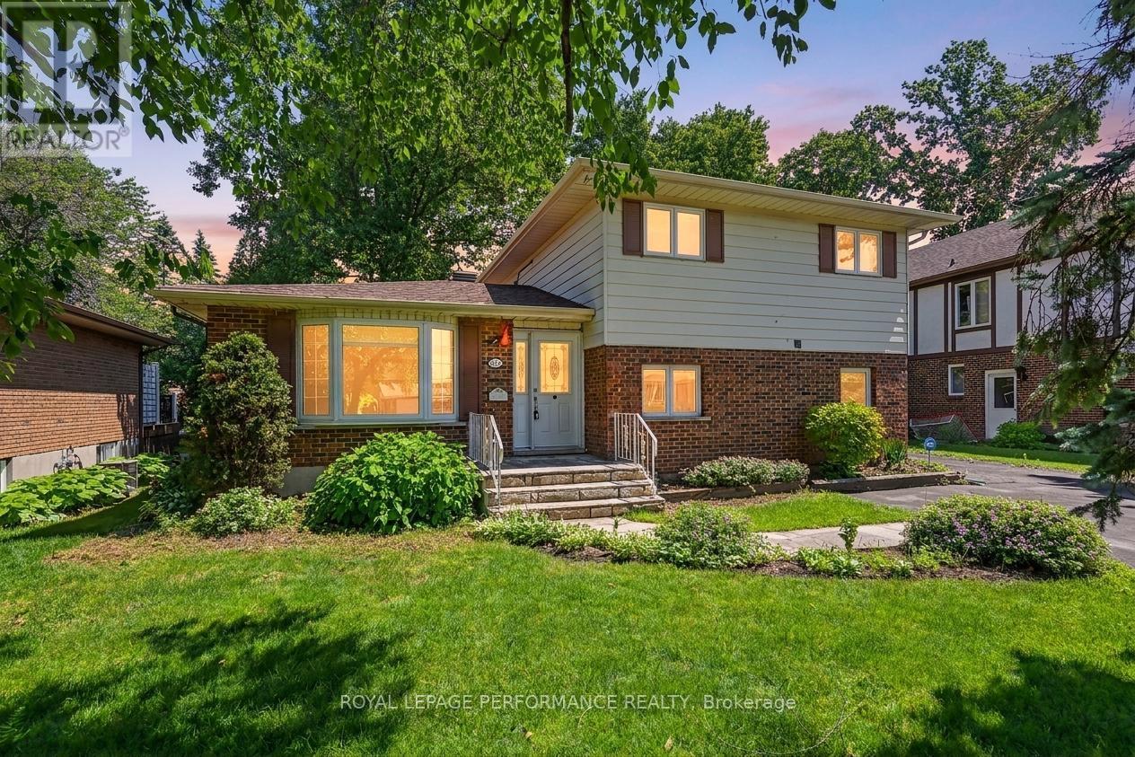 577 LYNWOOD DRIVE, Cornwall, Ontario