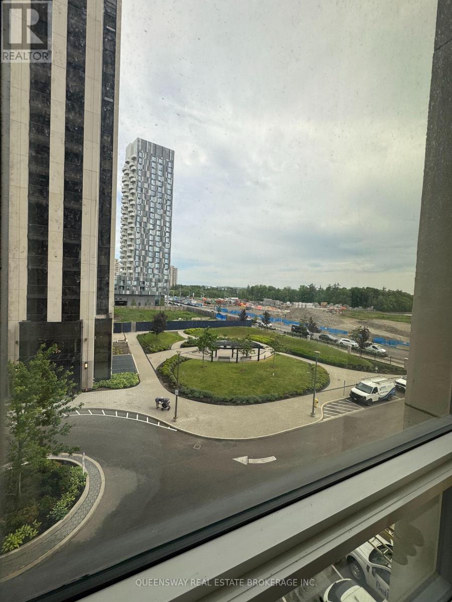 401 - 9075 JANE STREET, Vaughan, Ontario