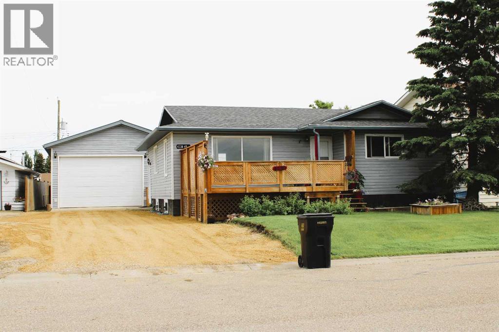 4330 49 Avenue, grimshaw, Alberta