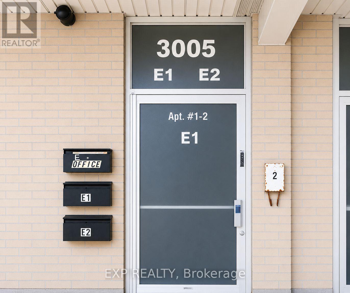 E - 3005 Islington Avenue W, Toronto, Ontario  M9L 2K9 - Photo 4 - W13459464