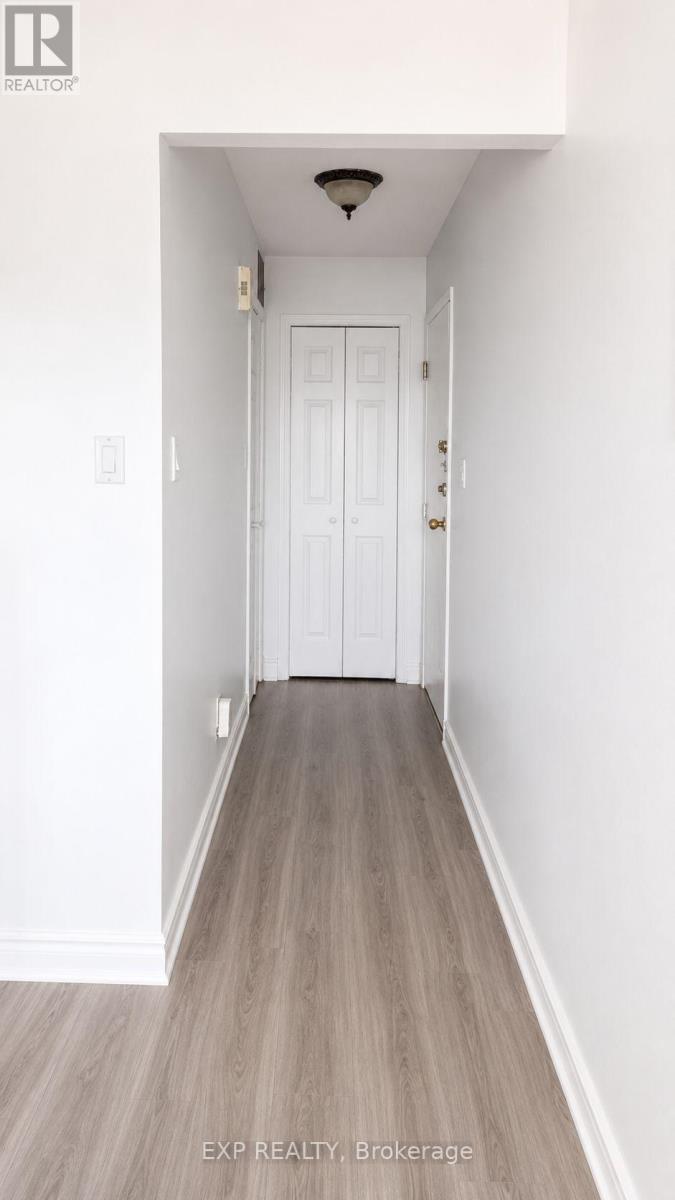 E - 3005 Islington Avenue W, Toronto, Ontario  M9L 2K9 - Photo 7 - W13459464