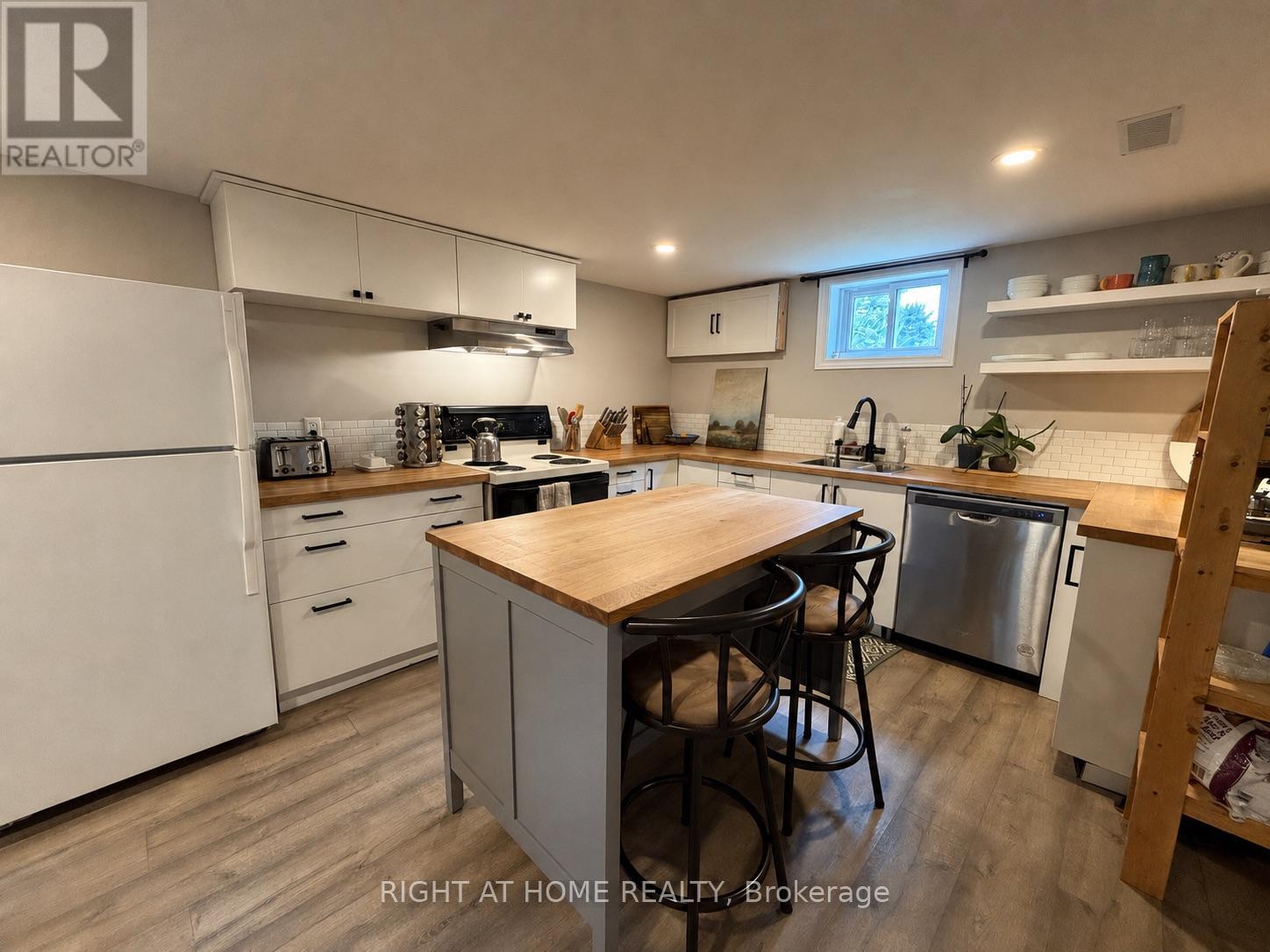 Bsmt - 48 Langstone Crescent, Halton Hills, Ontario  L7G 4N3 - Photo 3 - W13459468