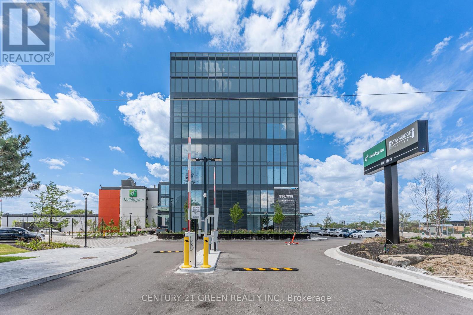998 Martin Grove Road, Toronto, Ontario  M9W 0G6 - Photo 2 - W13459486