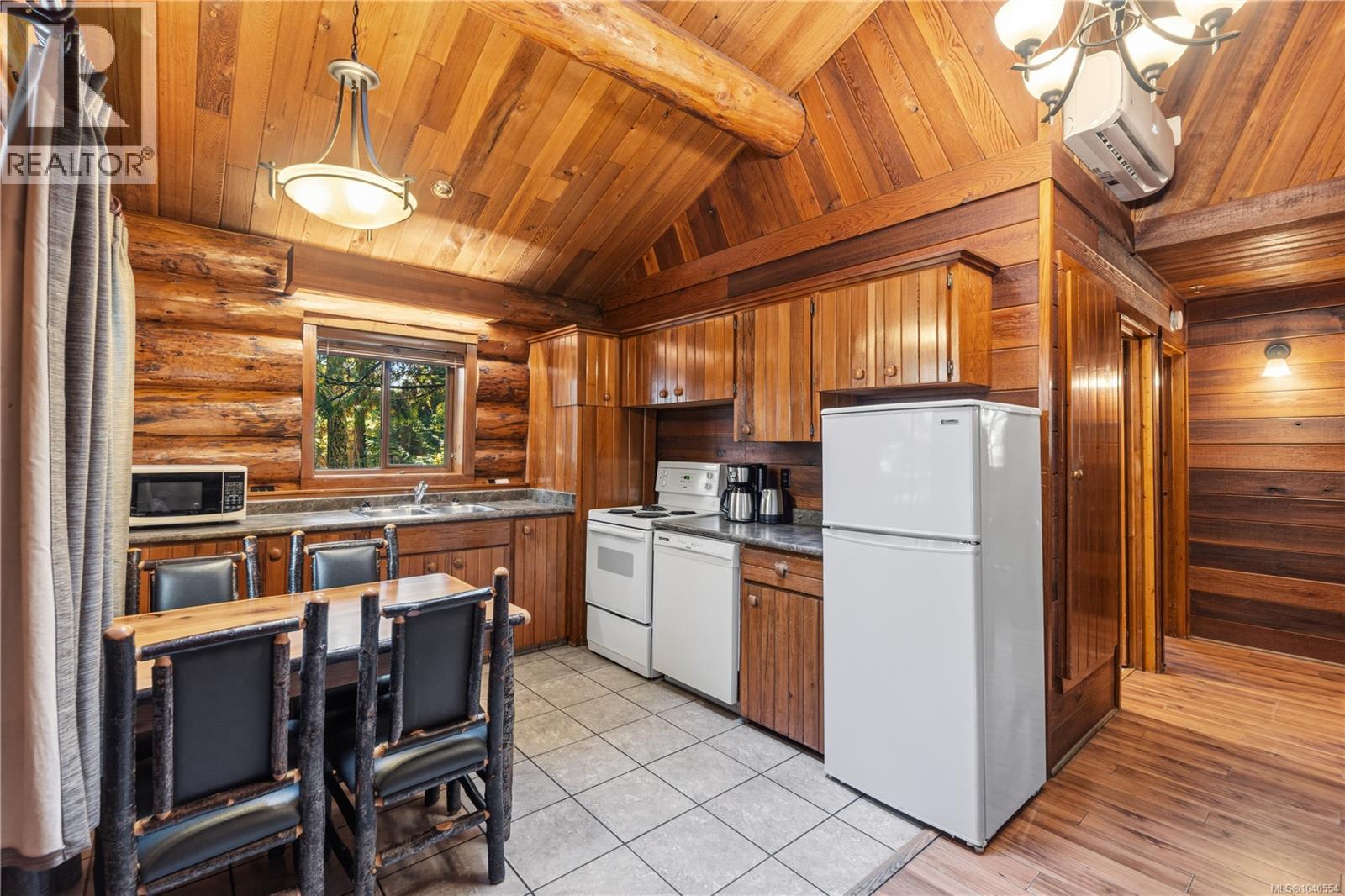 432 1155 Resort Dr, Parksville, British Columbia  V9P 2E3 - Photo 6 - 1040554