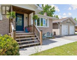 24 PRINCES' STREET E, Kawartha Lakes, Ontario