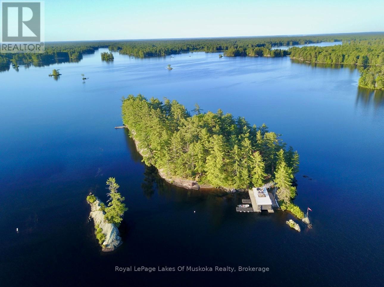 1 Island 9kl (1 Chief Island), Gravenhurst, Ontario  P0E 1G0 - Photo 4 - X13455552