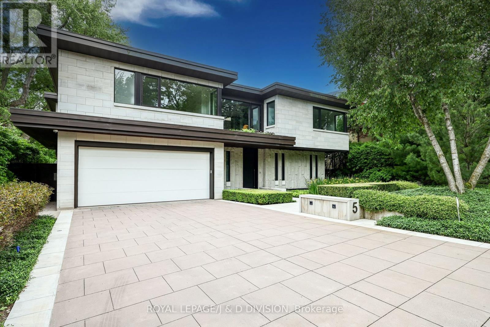 5 BROOKFIELD ROAD, Toronto, Ontario
