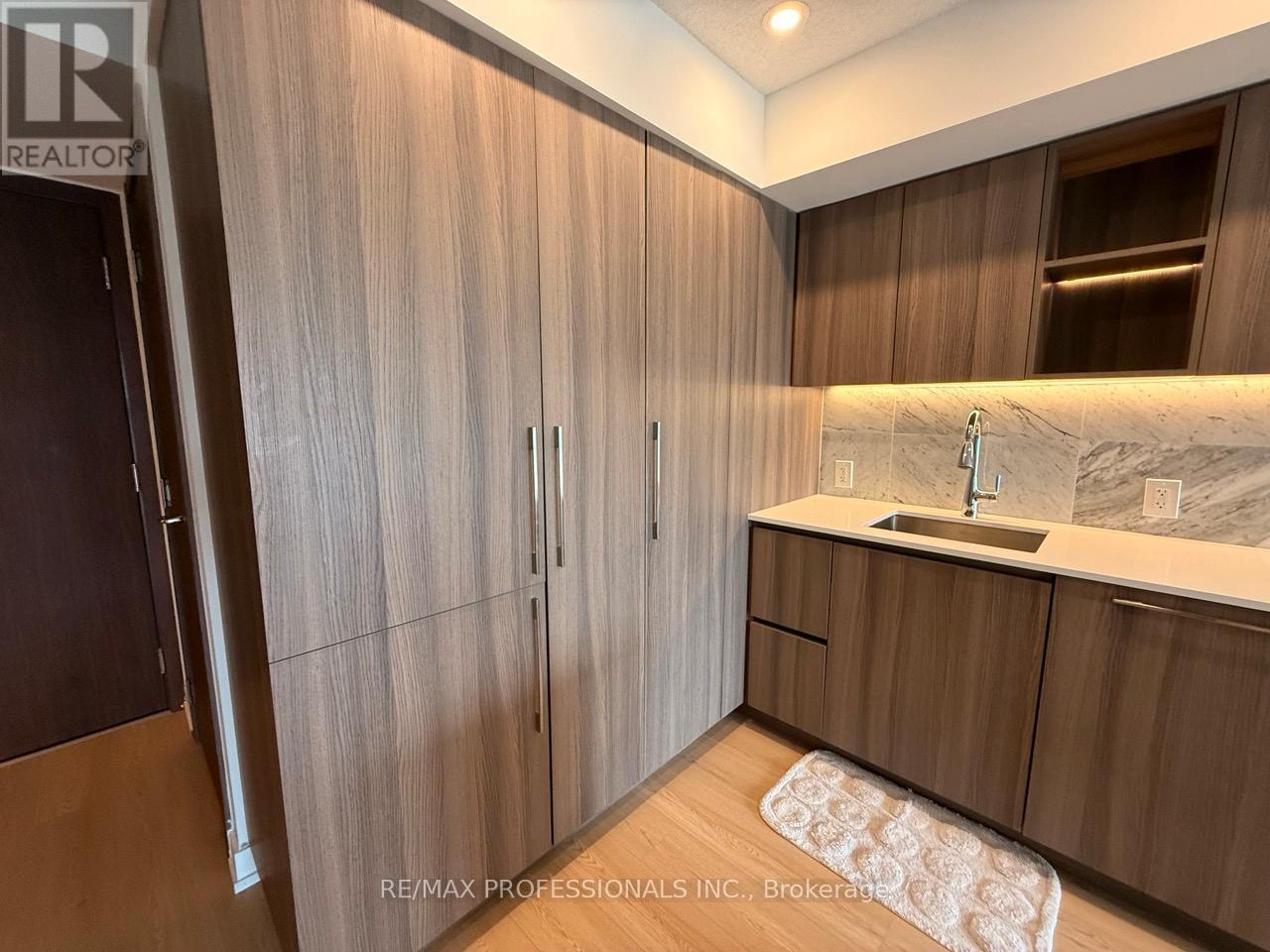 1708 - 19 Bathurst Street, Toronto, Ontario  M5V 0N1 - Photo 11 - C13459506