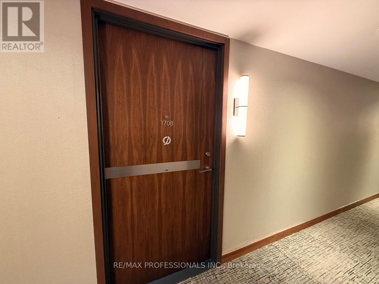 1708 - 19 Bathurst Street, Toronto, Ontario  M5V 0N1 - Photo 4 - C13459506