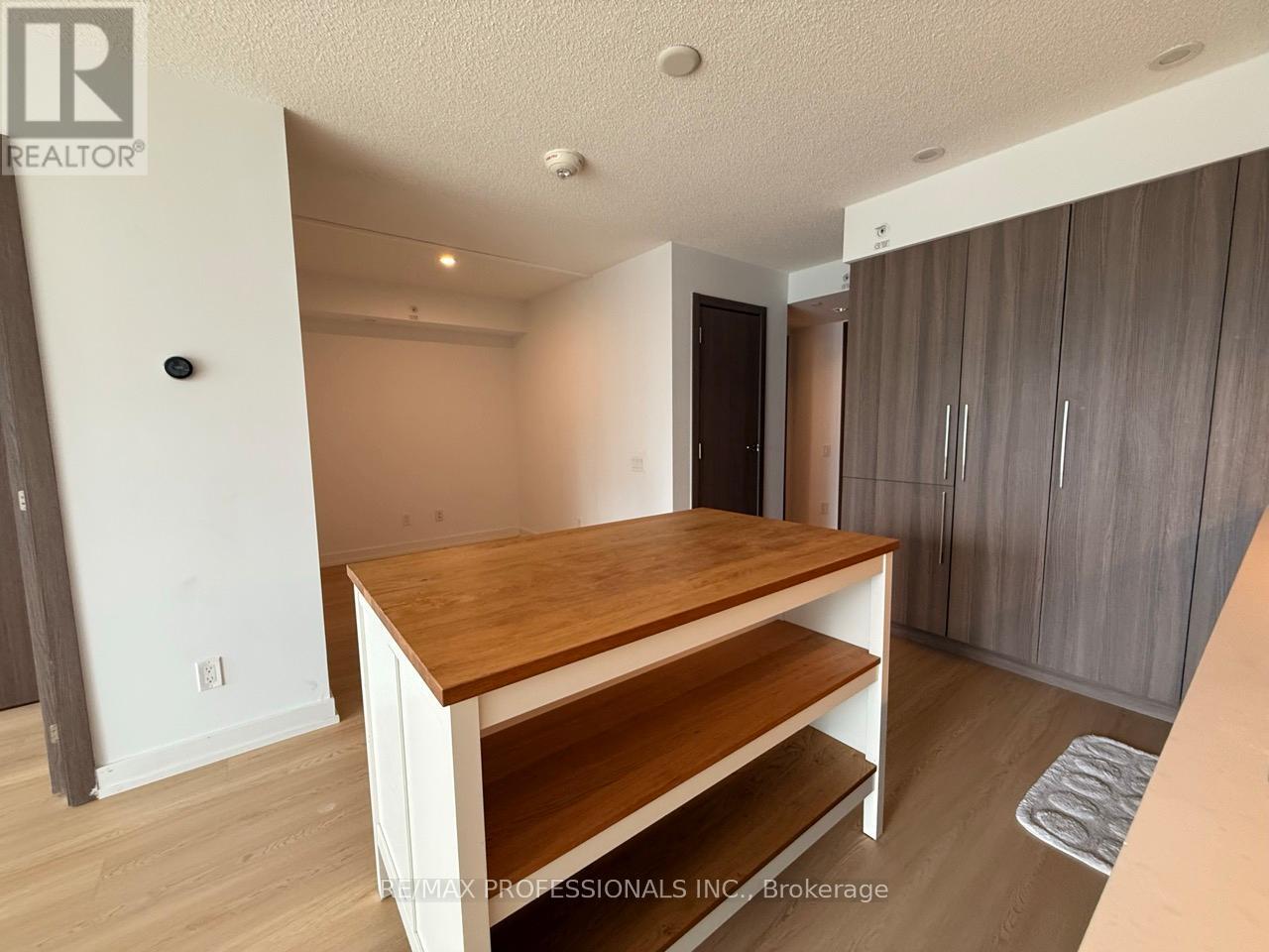 1708 - 19 Bathurst Street, Toronto, Ontario  M5V 0N1 - Photo 8 - C13459506