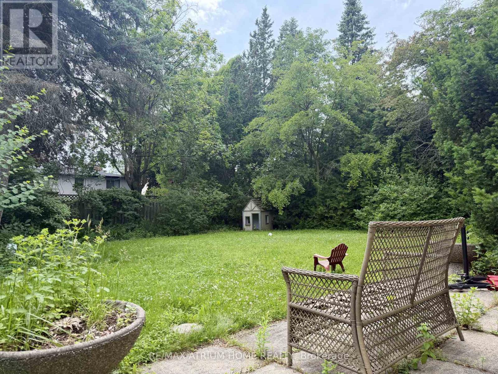 25 Dunlace Drive, Toronto, Ontario  M2L 2R8 - Photo 18 - C13411978