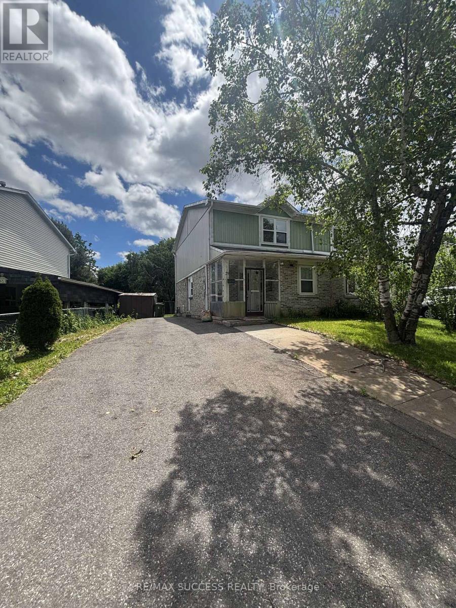29 Horseley Hill Drive, Toronto, Ontario M1B 1W4 - Photo 2 - E13459520